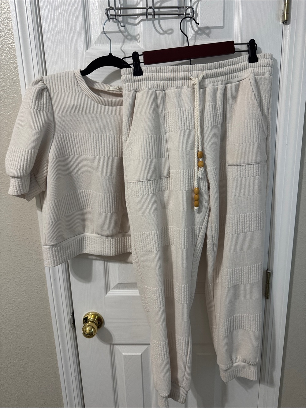 june & hudson Cream Knit Short-Sleeve Top and Joggers Set